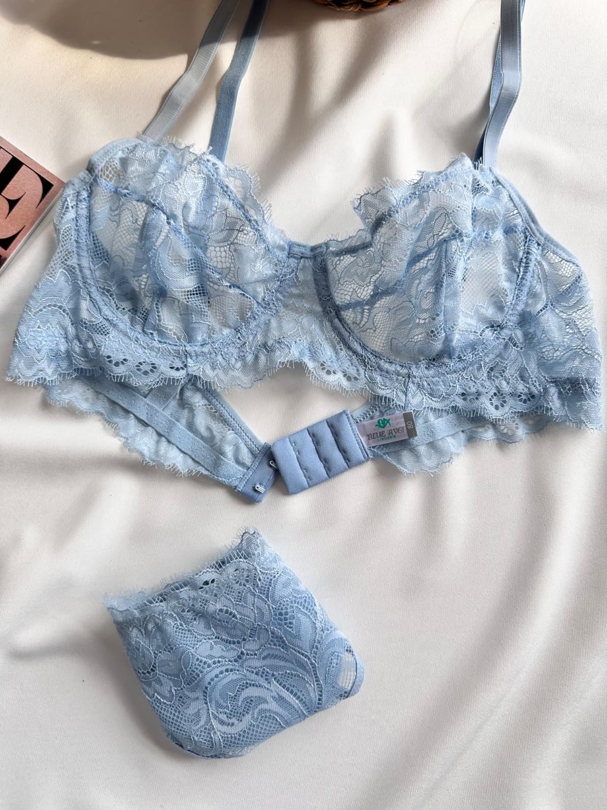 Açık Mavi Dantelli Balenli Balkonet Sütyen Takımı