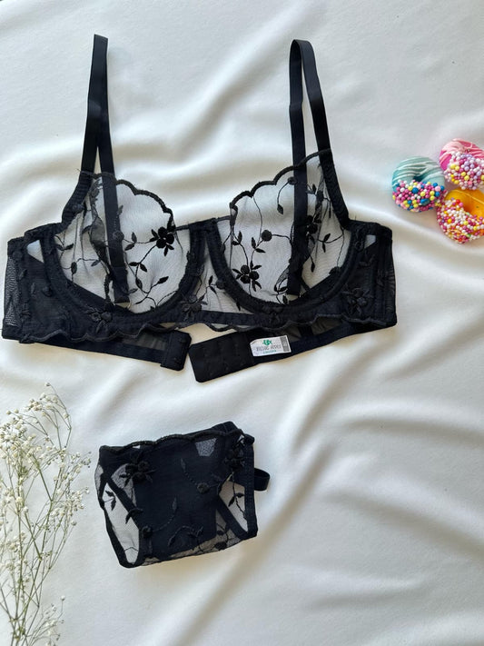 Siyah Çiçek Dantelli Balenli Balkonet Sütyen Takımı