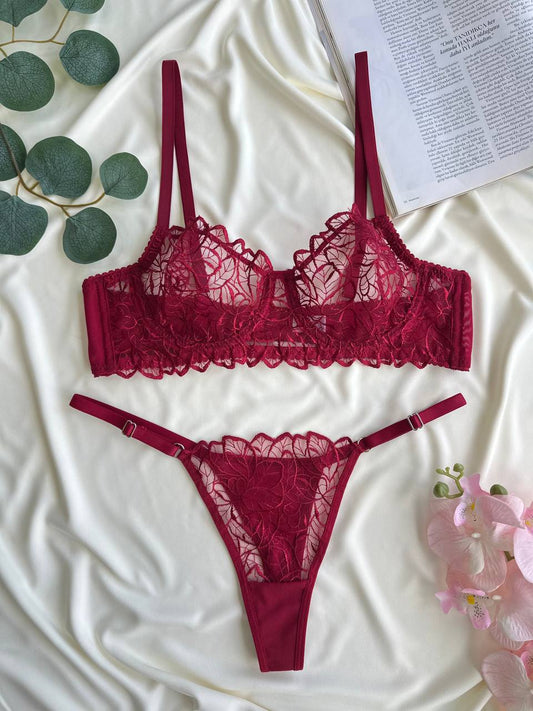 Bordo Yaprak Dantelli Balenli Balkonet Sütyen Takımı