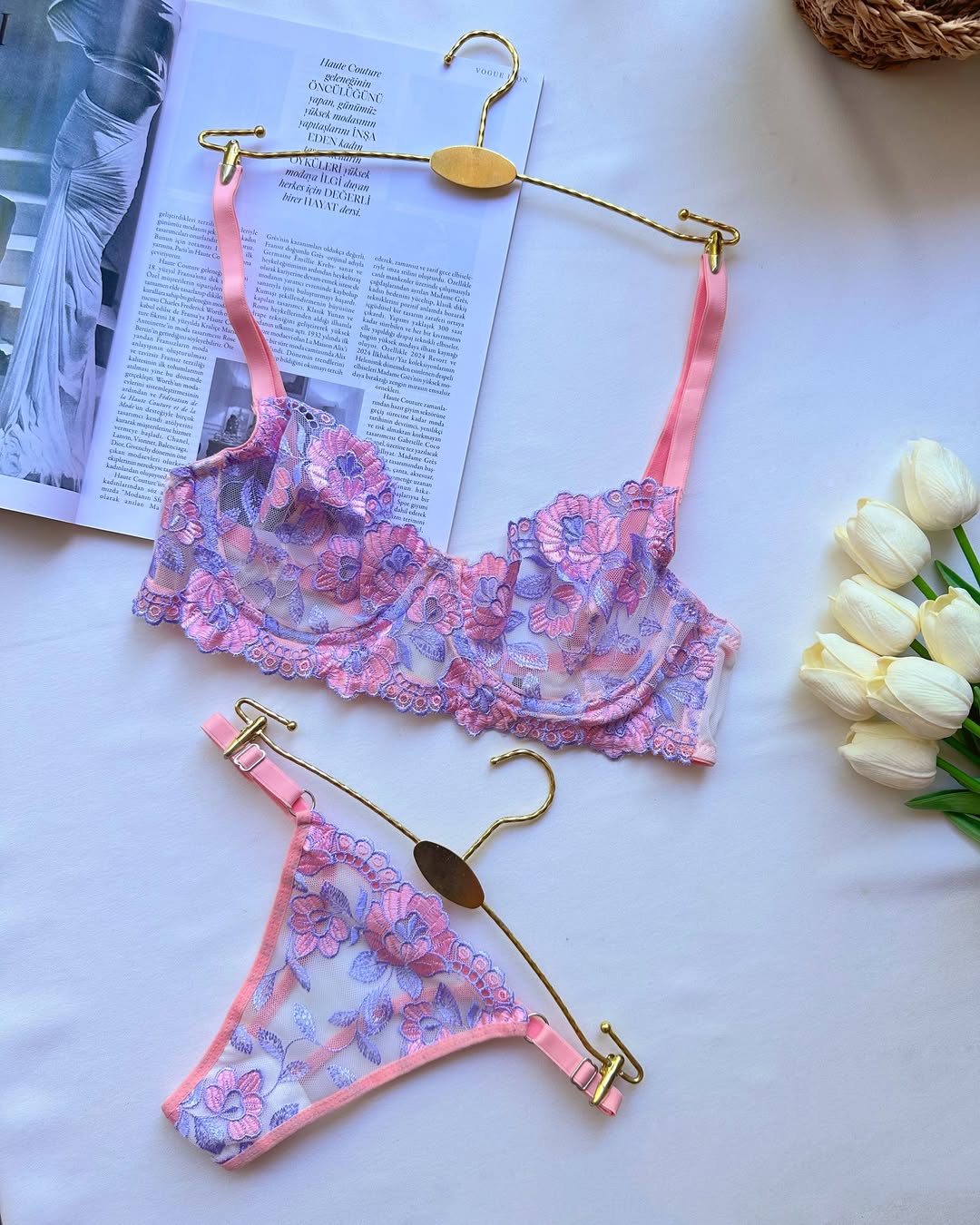 Açık Pembe Çiçekli Balenli Balkonet Sütyen Takımı