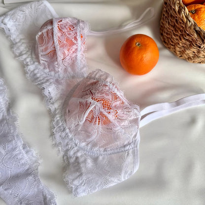 Beyaz Dantelli Balenli Balkonet Sütyen Takımı