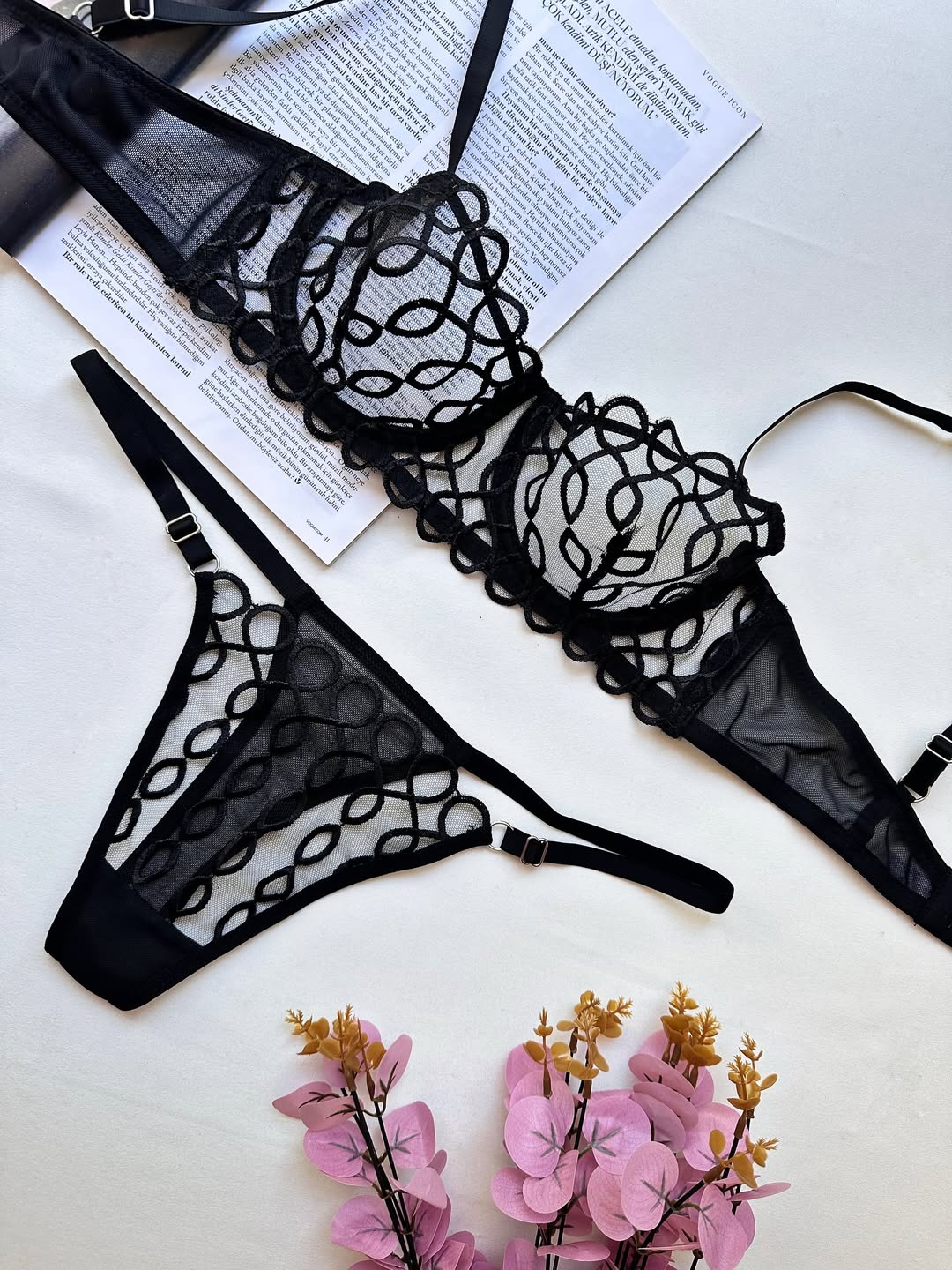 Siyah Halka Dantelli Balenli Balkonet Sütyen Takımı