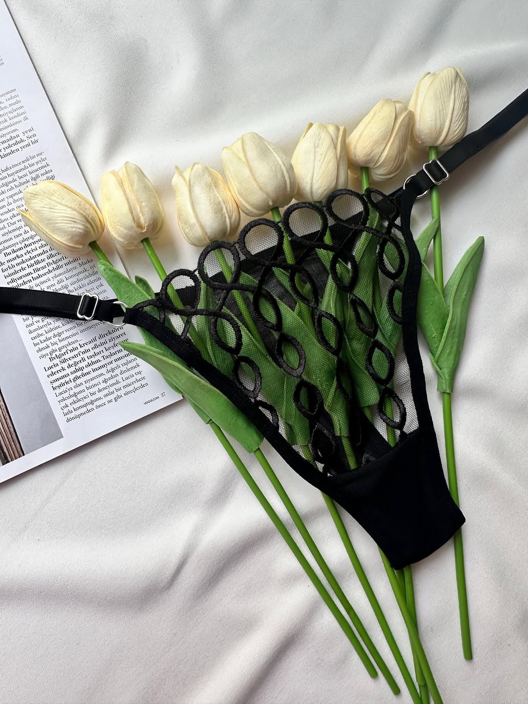 Siyah Halka Dantelli Balenli Balkonet Sütyen Takımı