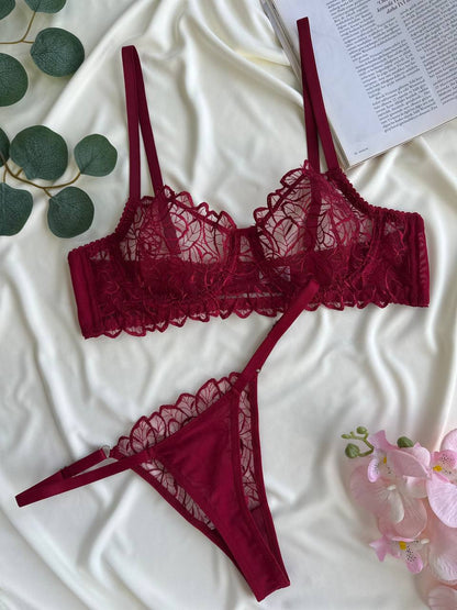 Bordo Yaprak Dantelli Balenli Balkonet Sütyen Takımı