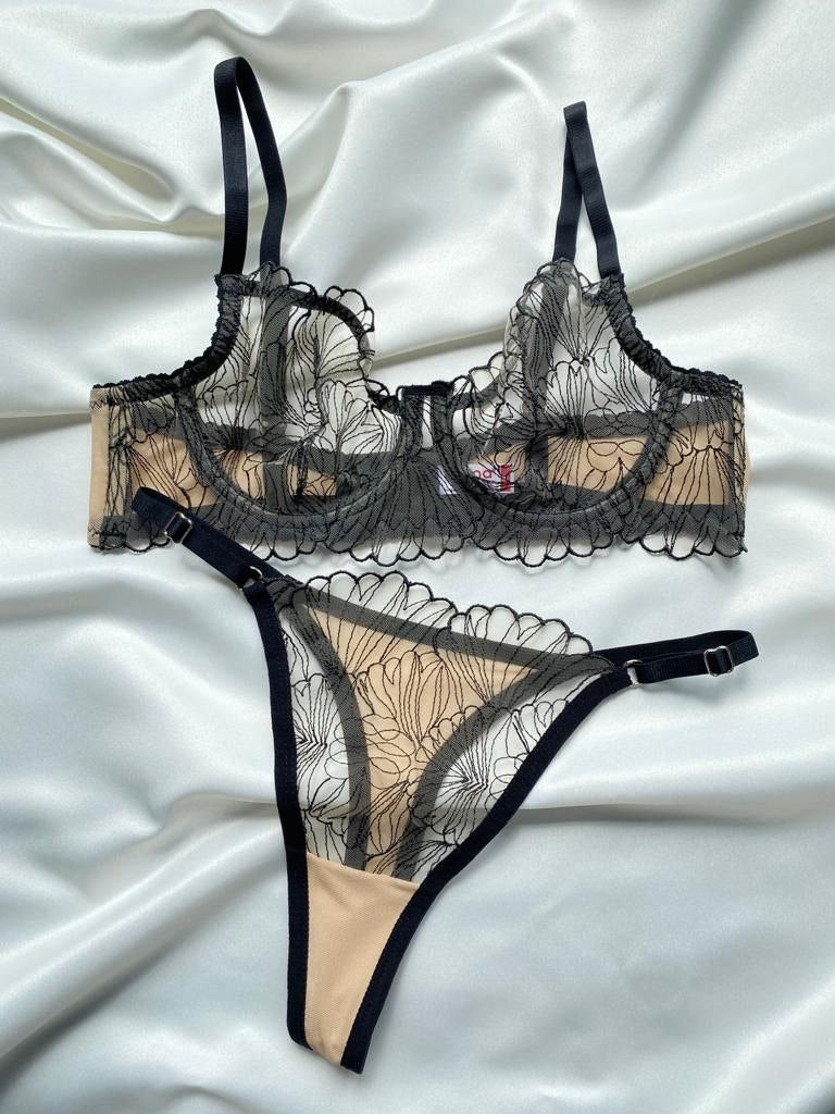 Siyah Dantelli Balenli Balkonet Sütyen Takımı